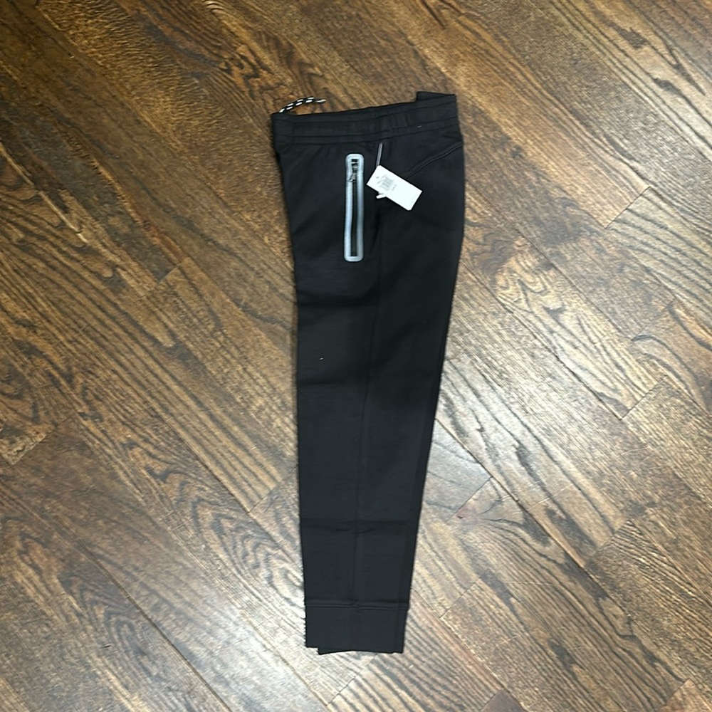 Dynamic Fleece 4-Way-Stretch Joggers For Boys - Picture 4 of 4